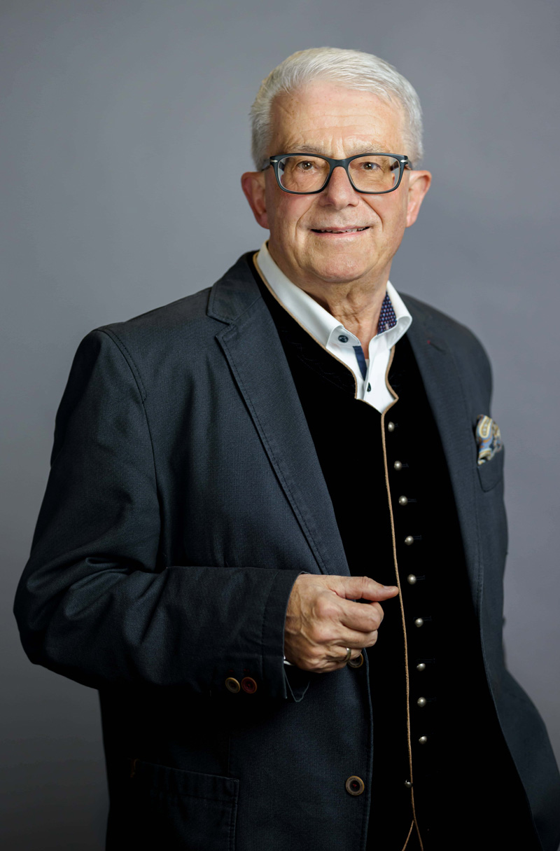  Eugen Glckner
